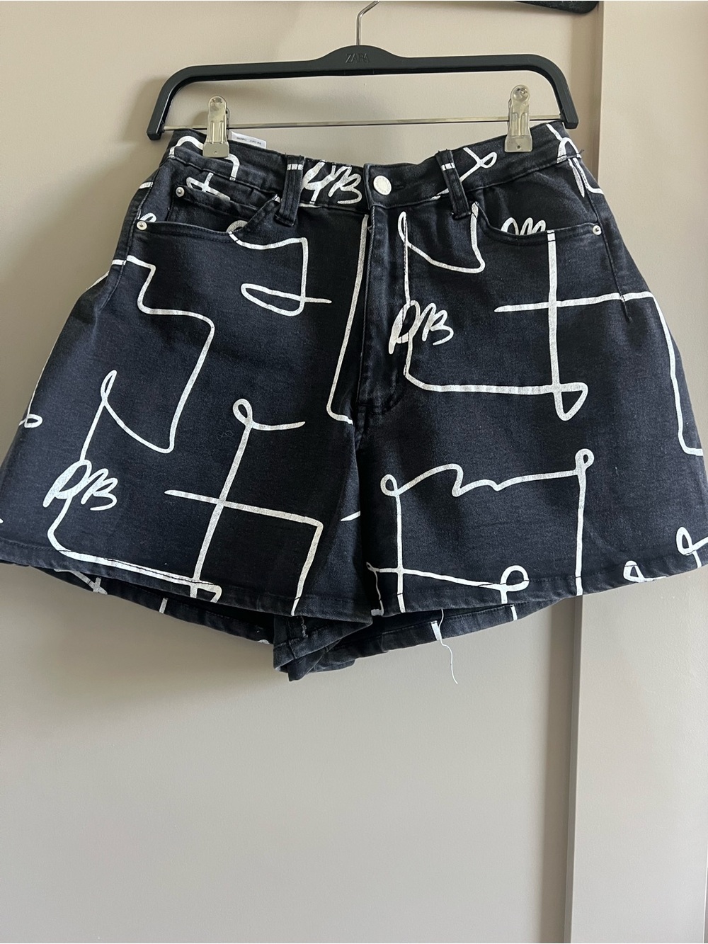 WeWoreWhat Black Shorts with White Abstract Print